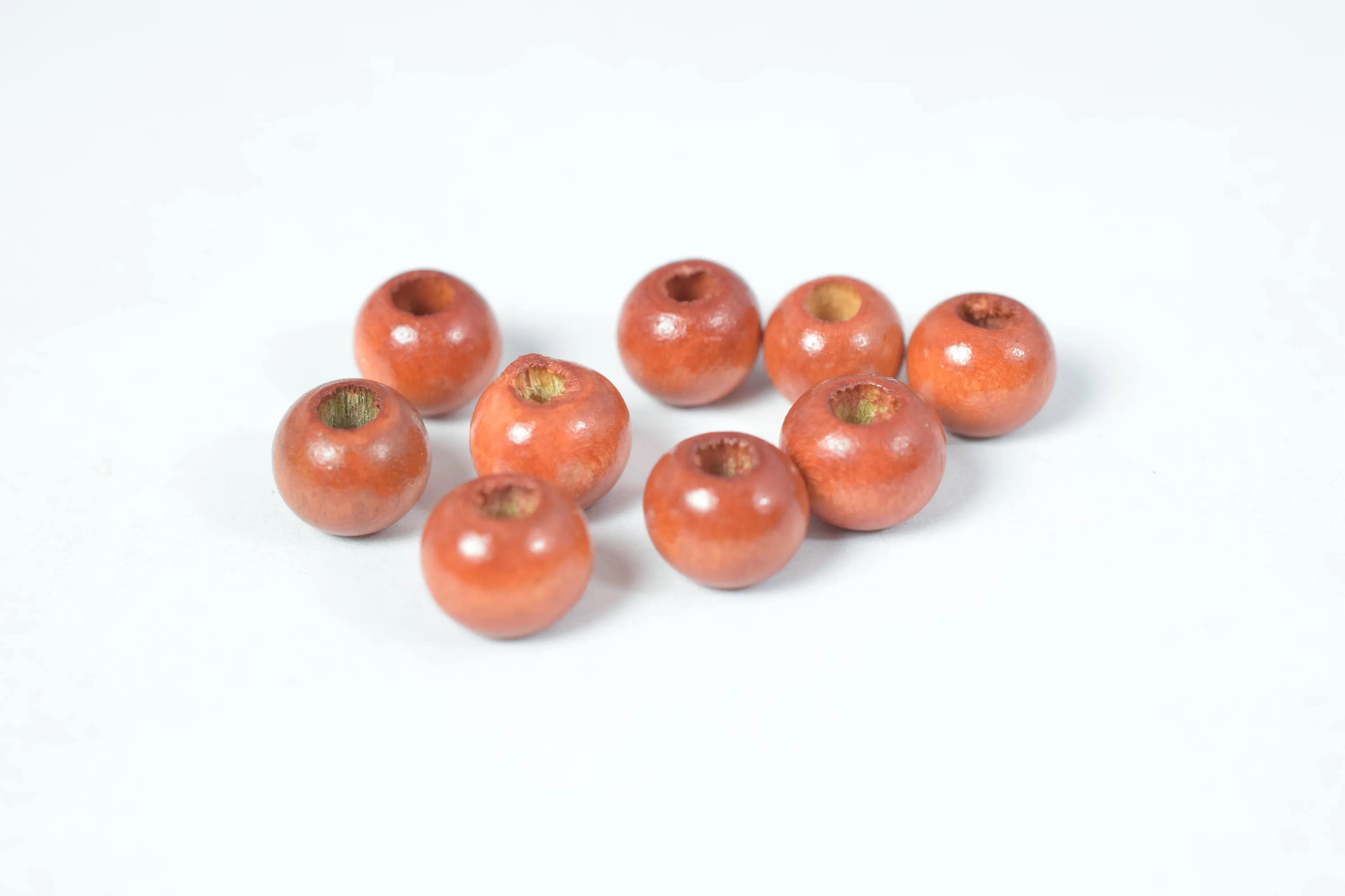 10mm Round Large Hole Natural Rust/Red Beads, Wooden Beading Tools, Wood Beads, Macrame Beads ,500pcs per pack