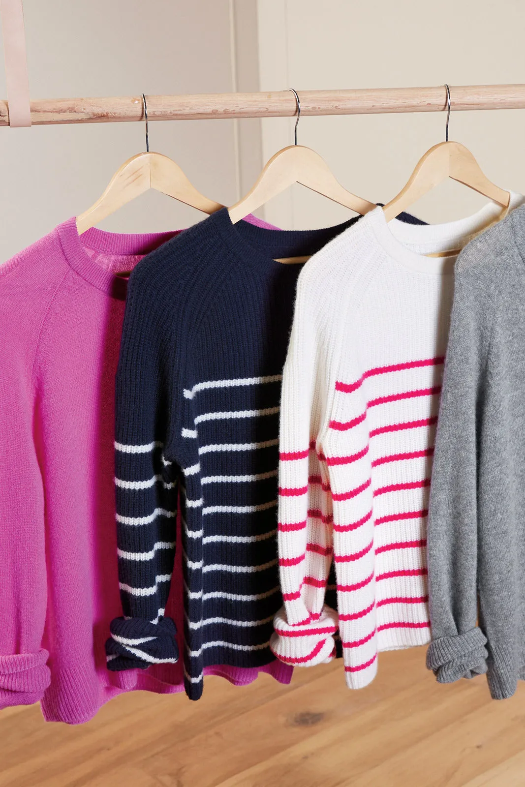 Cecilia Vneck Cashmere Pullover
