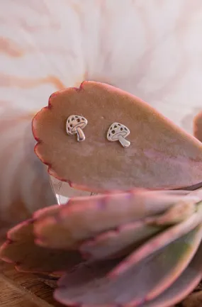 Mushroom Studs