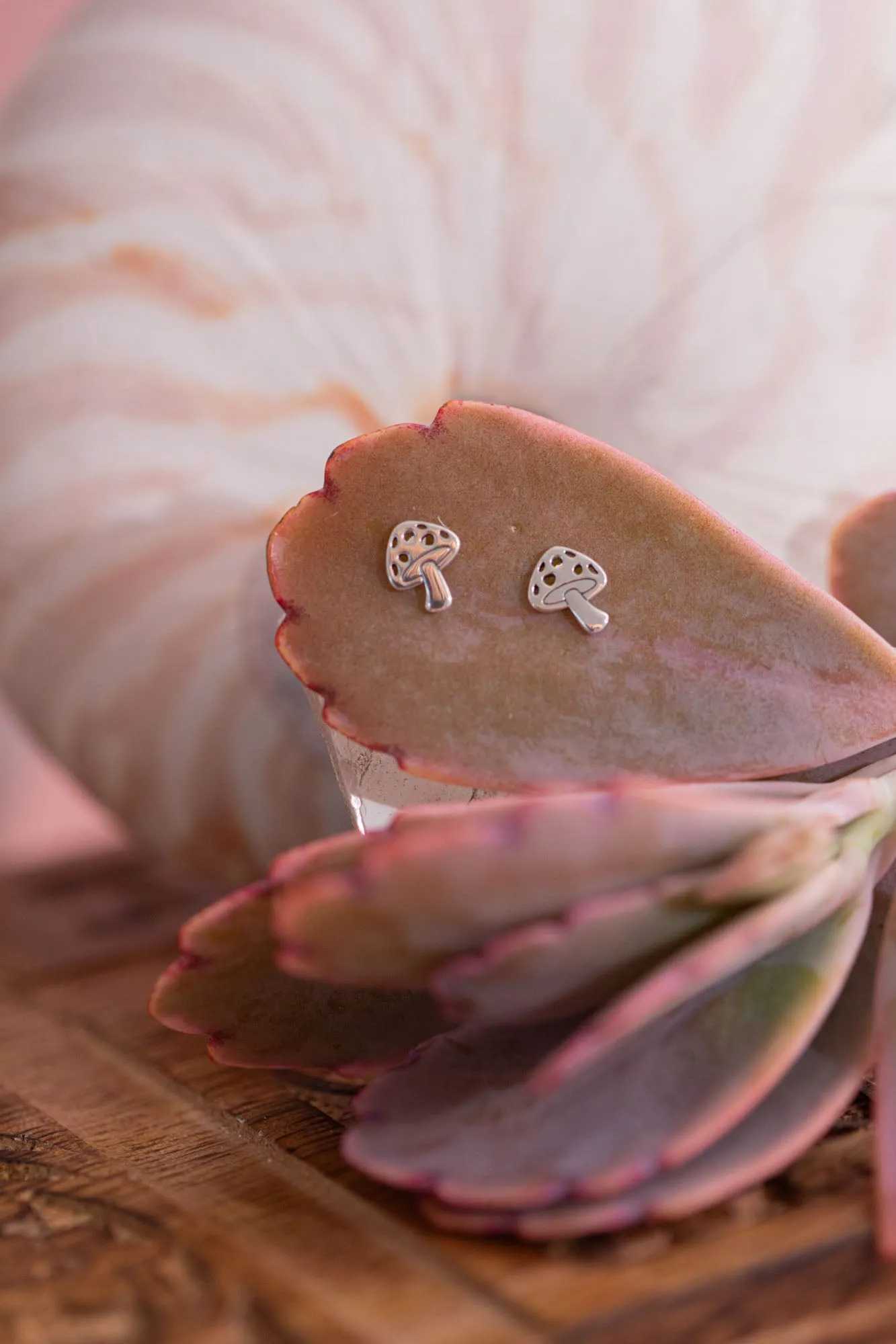 Mushroom Studs